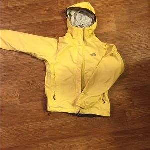 North face windbreaker, raincoat